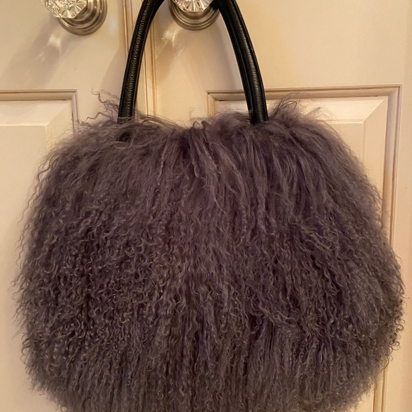 Grey Mongolian Fur Bag - Limited Edition - Picture 2 of 7